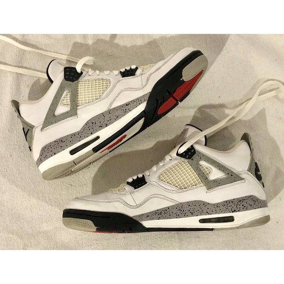 2015 Nike Air Jordan Size 11 White Cement 4 OG Shoes. Good Pre Owned Condition main image 6